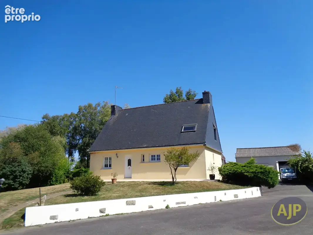 Maison à PLUMELIN