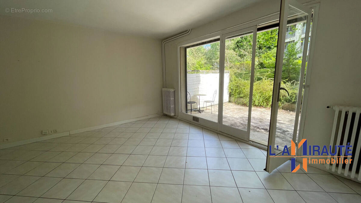 Appartement à MAISONS-LAFFITTE