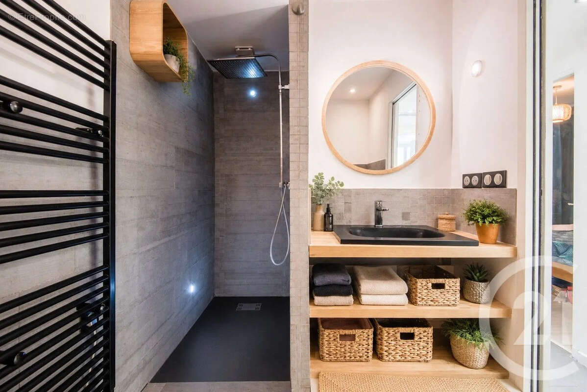 Appartement 62 m² à Nice  - photo 10