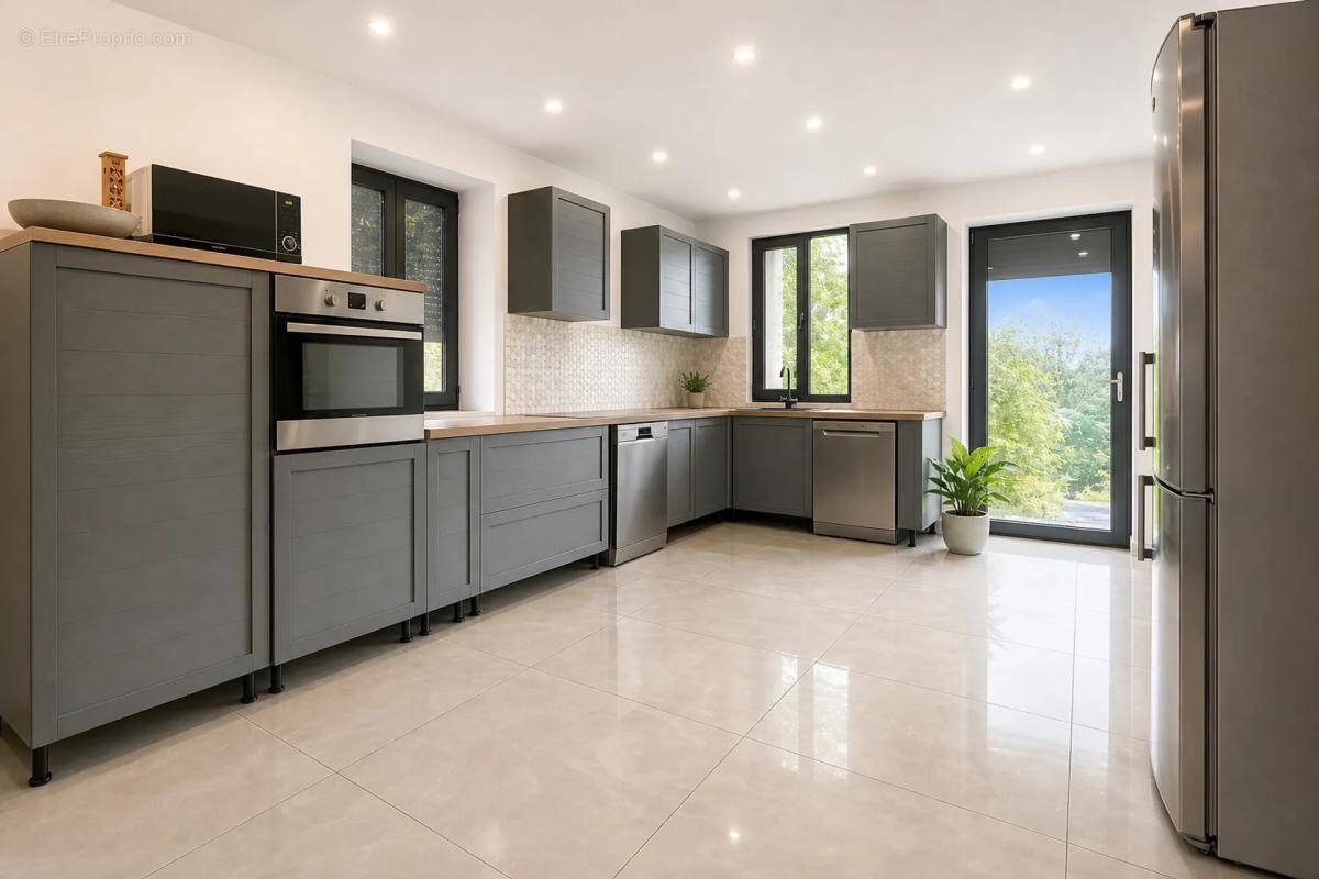Maison à CHATEAU-CHINON(VILLE)