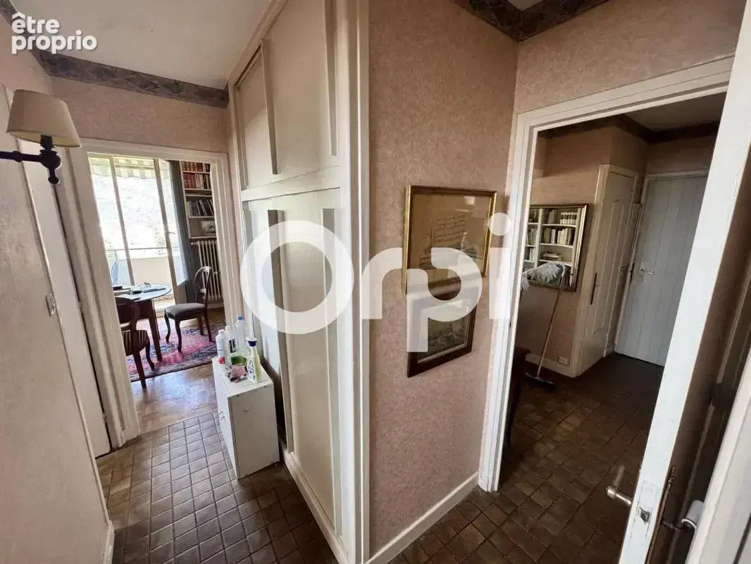Appartement À Vendre - photo 9