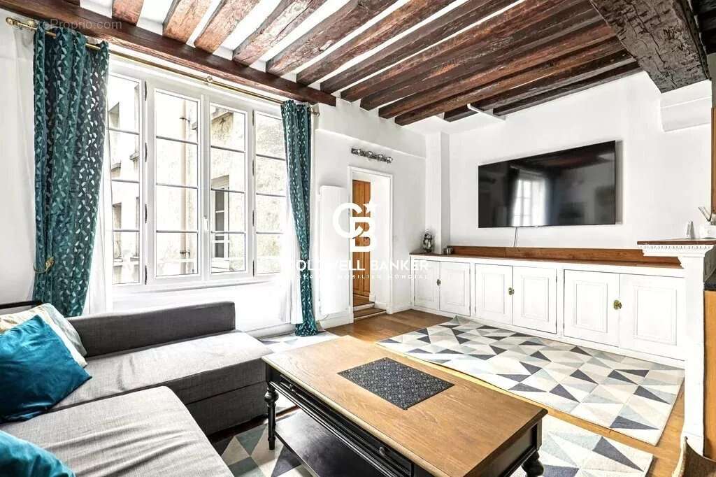 Appartement à PARIS-4E