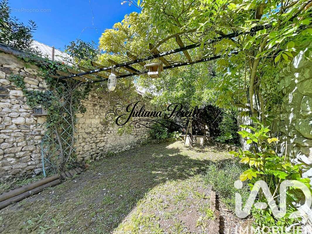 Maison 139 m² à Mantes-La-Ville  - photo 4