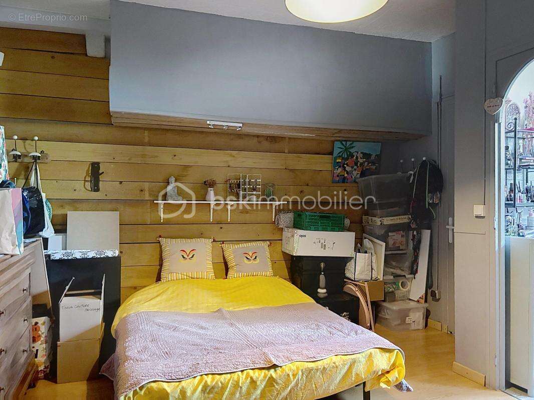 Maison en pierre avec grange et fort potentiel - photo 7