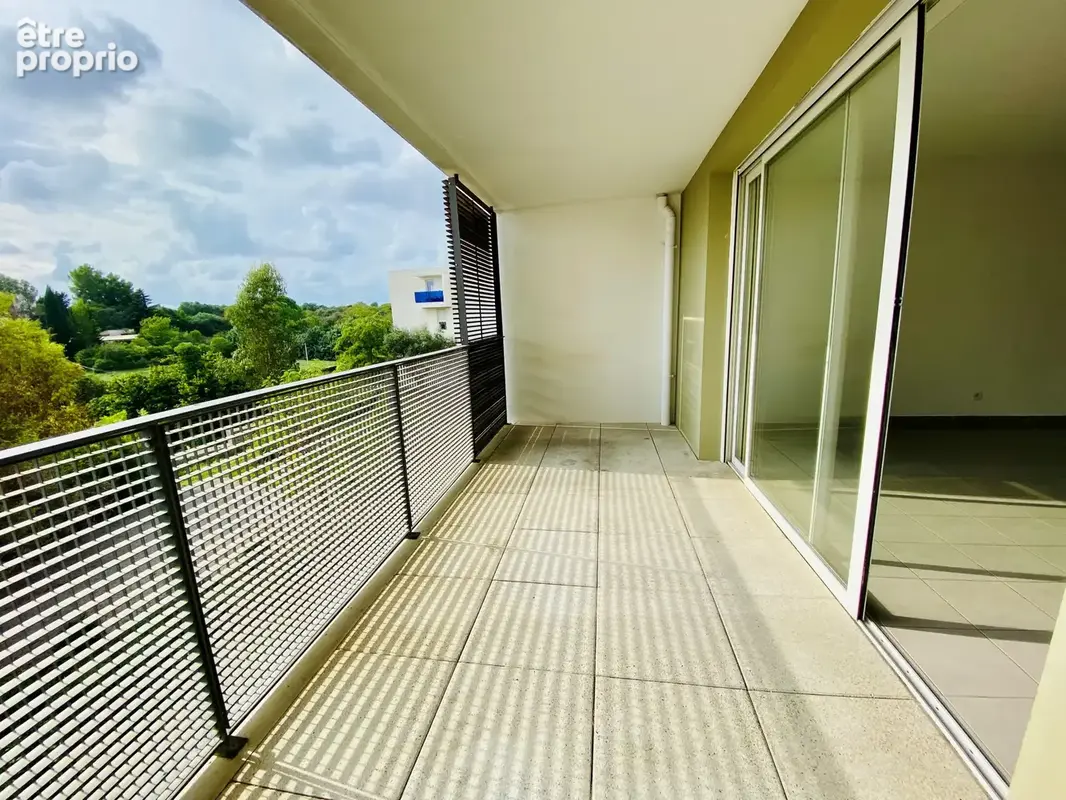 Montpellier centre - lumineux t3 de 70m2, terrasse expo sud ouest,  double garage en sous-sol - photo 9