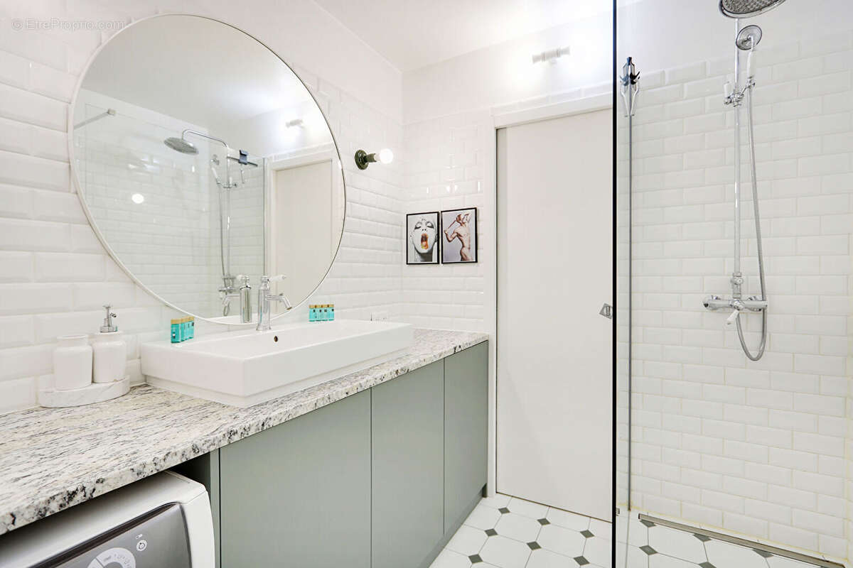 Appartement à PARIS-20E