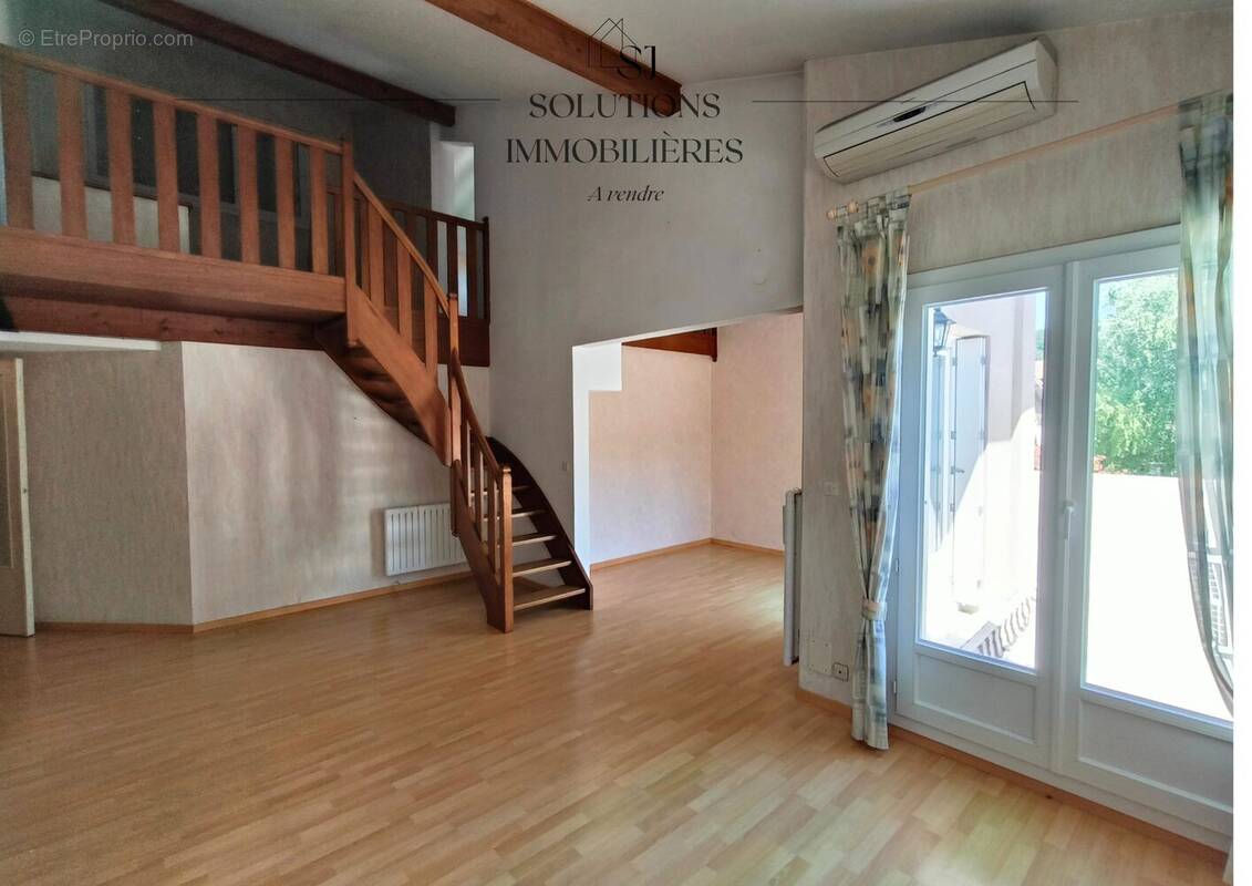Appartement à SAINT-CLAIR-DU-RHONE