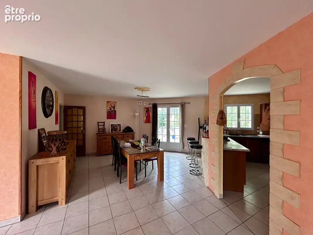 Maison Cherveux 6 pièce(s) 123.75 m2 - photo 2
