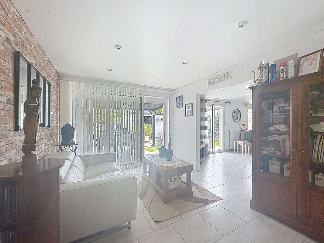 Exclusivité NESTENN Challans - Maison 3 Chambres + bureau avec piscine à CHALLANS - photo 14