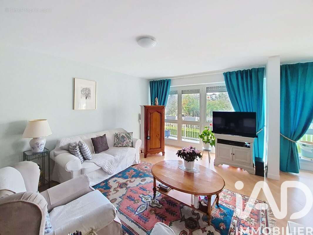 Photo 2 - Appartement à VERNEUIL-SUR-SEINE