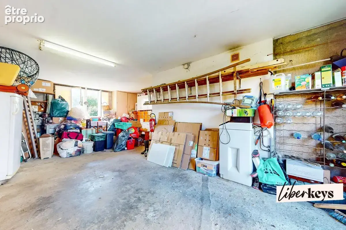 Plaisir – Maison familiale de plain-pied - 5 pièces - 120 m² au sol avec jardin et garage, proche gare - photo 21