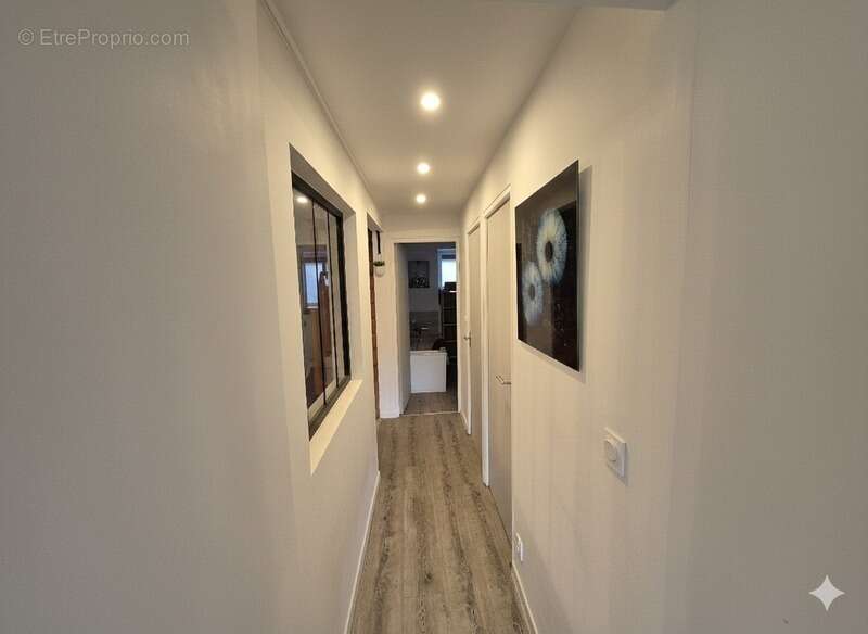 Maison à LES NOUILLERS