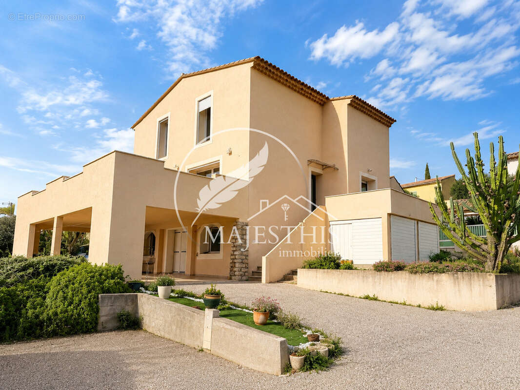 Maison à PIERREFEU-DU-VAR