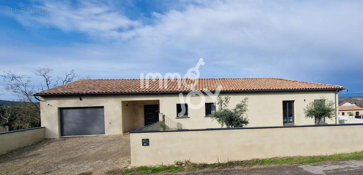 Maison à BARBAIRA