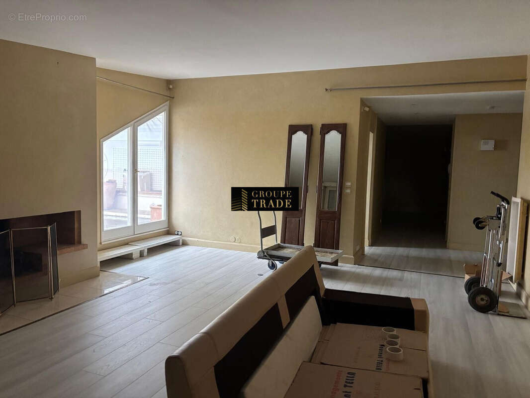 Appartement à CHENNEVIERES-SUR-MARNE