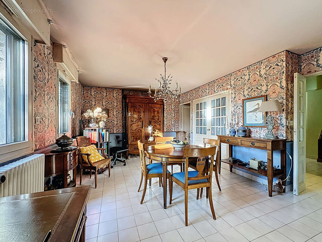 Appartement à CRAPONNE