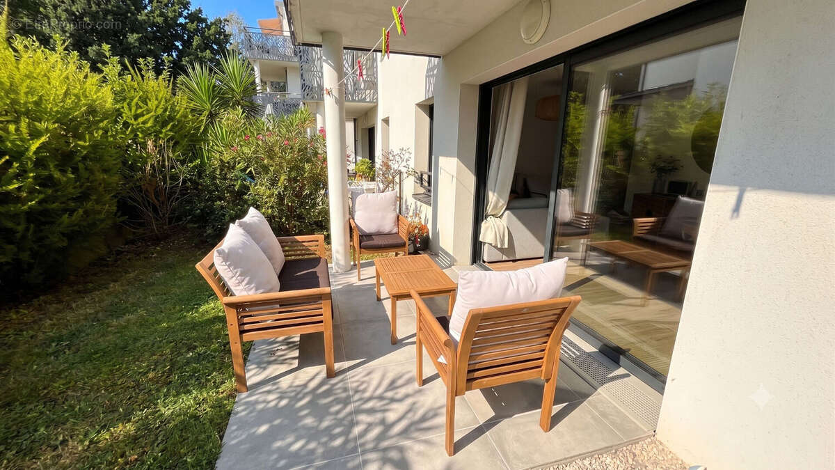Fouesnant, bourg à pied, très bel appartement T2 avec terrasse. - photo 3
