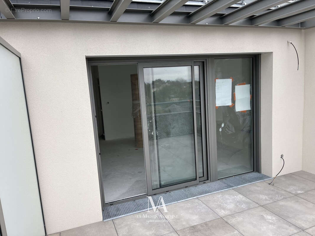 Appartement à JUIGNE-SUR-LOIRE