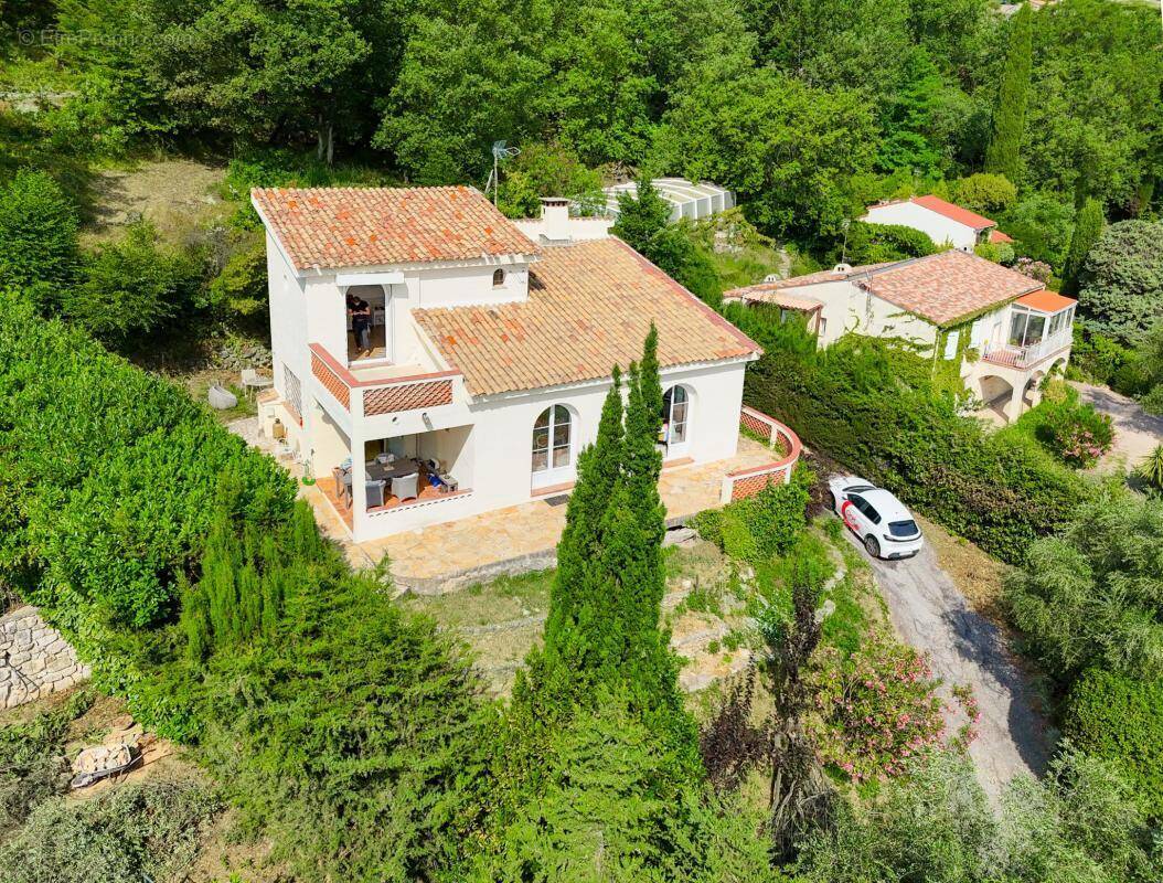 Maison à GATTIERES