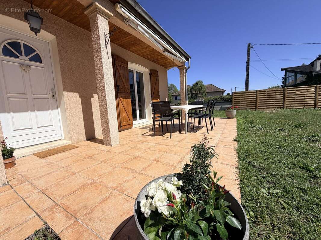 Maison à LUSSAT