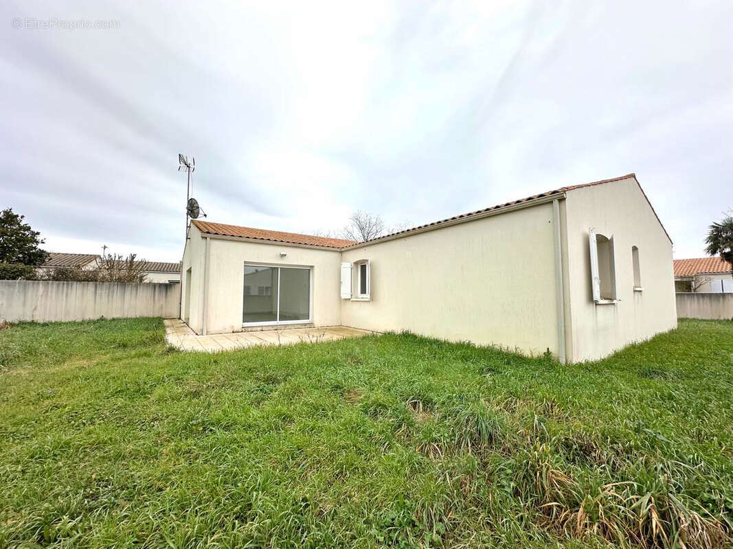 Maison à SAINT-ROGATIEN