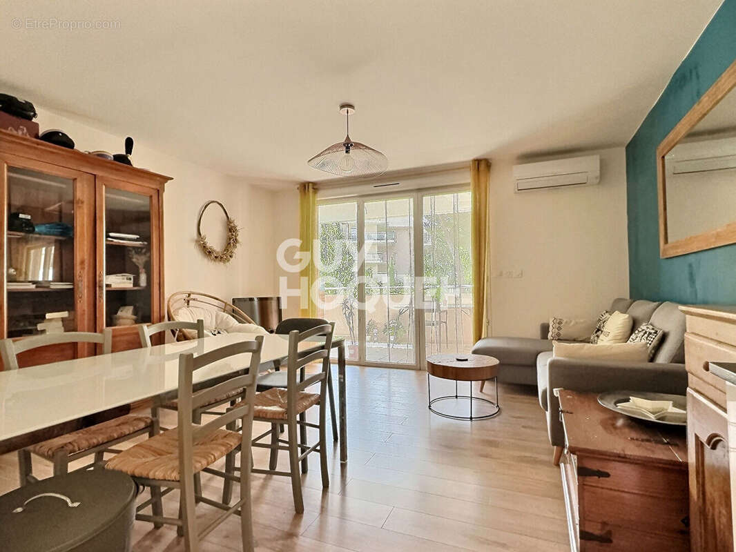Appartement à MARSEILLE-9E