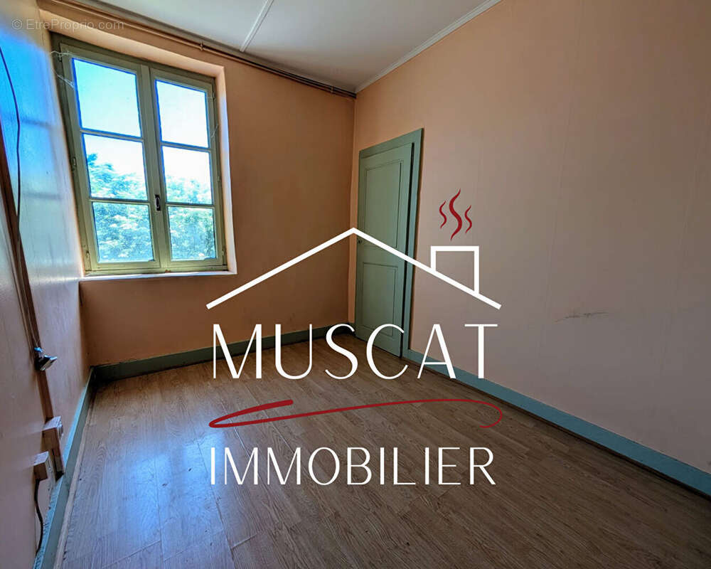 Maison à VILLEFONTAINE