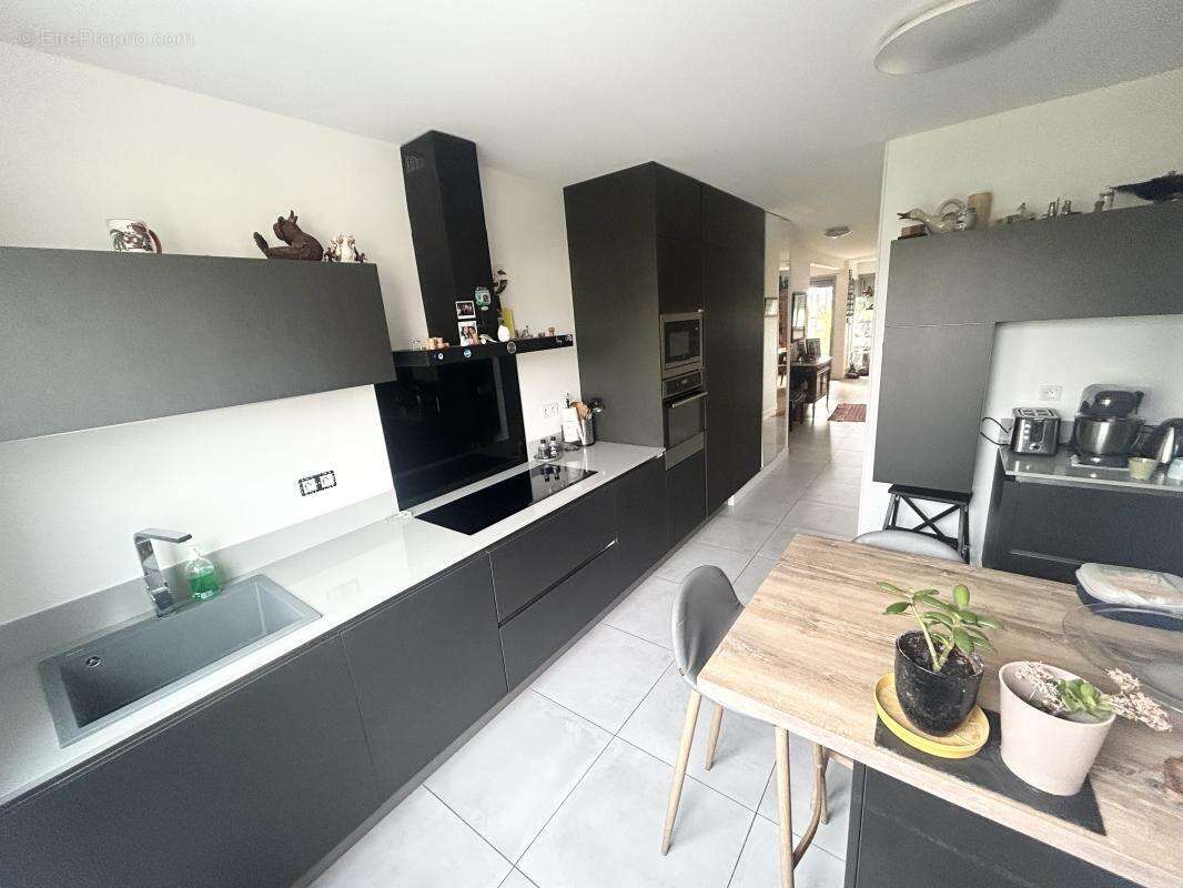 Appartement à CALUIRE-ET-CUIRE
