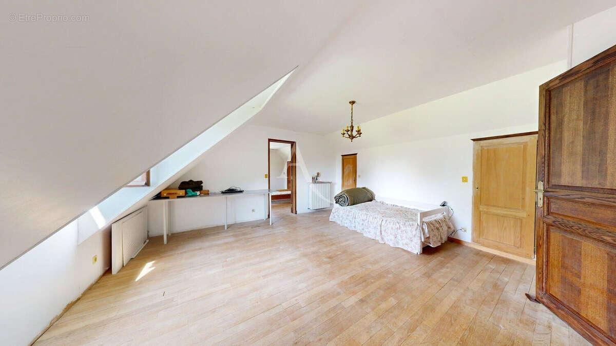 Maison à ETREPAGNY