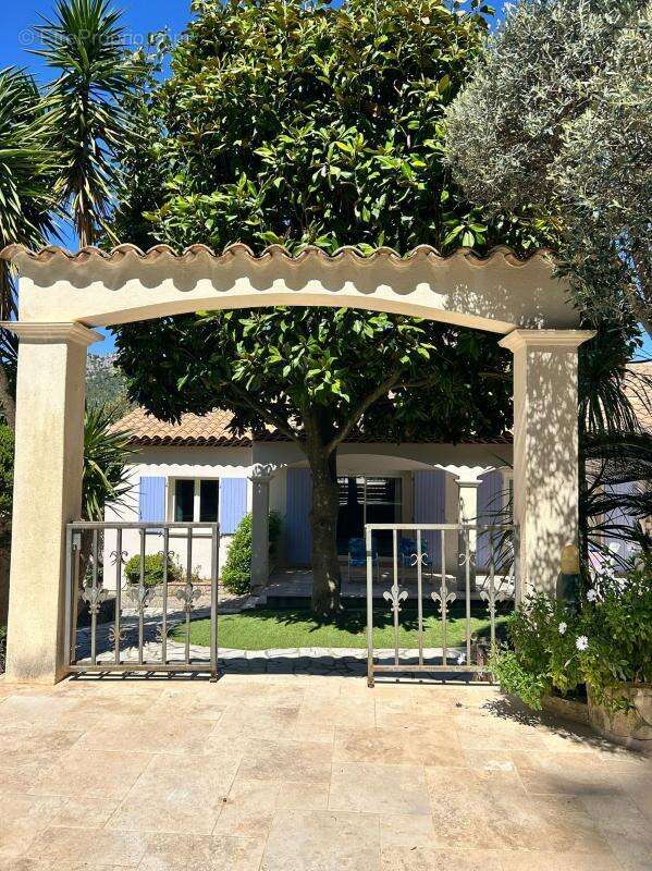 Maison 155 m² à Toulon  - photo 12