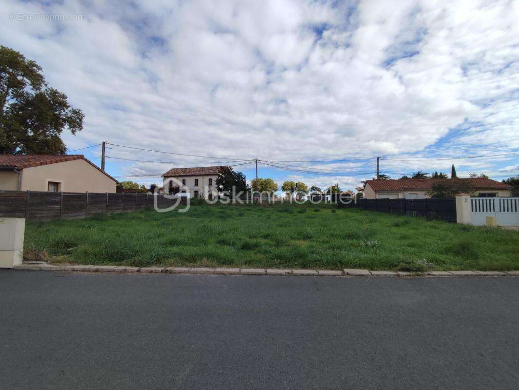 Terrain à COUFOULEUX