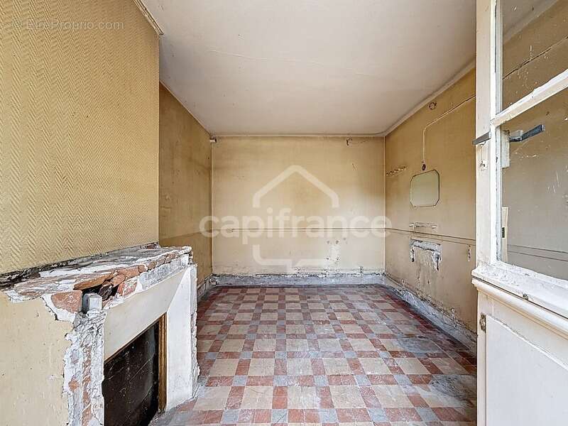 Maison Velpeau à rénover, jardin et accès voiture - photo 2