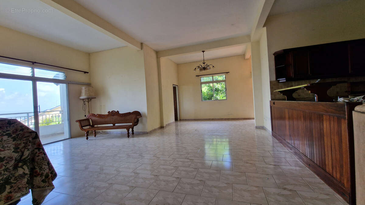 Maison à FORT-DE-FRANCE