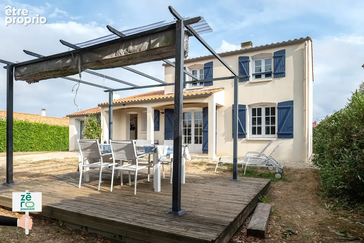 Maison 5 pièces de 113 m2 avec jardin, terrasse et dépendance à angles, proche de la tranche-sur-mer et des pl - photo 15