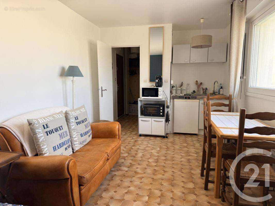 Appartement à NESLES