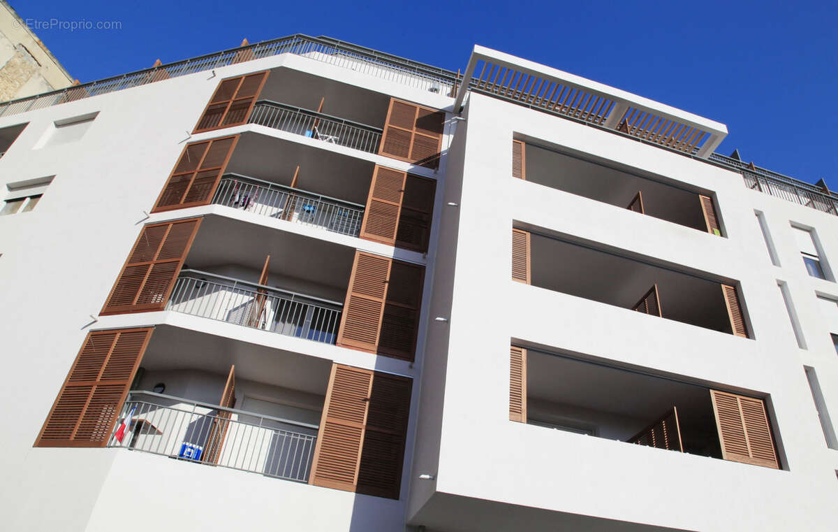 Appartement à MARSEILLE-5E