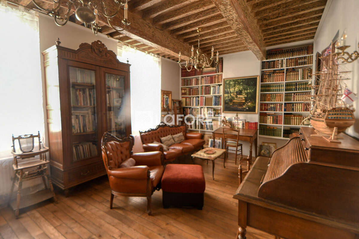 Maison à LISLE-SUR-TARN