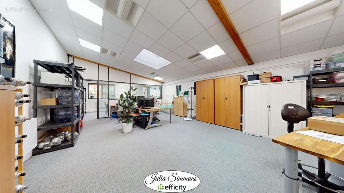 Commerce à BOIS-D'ARCY