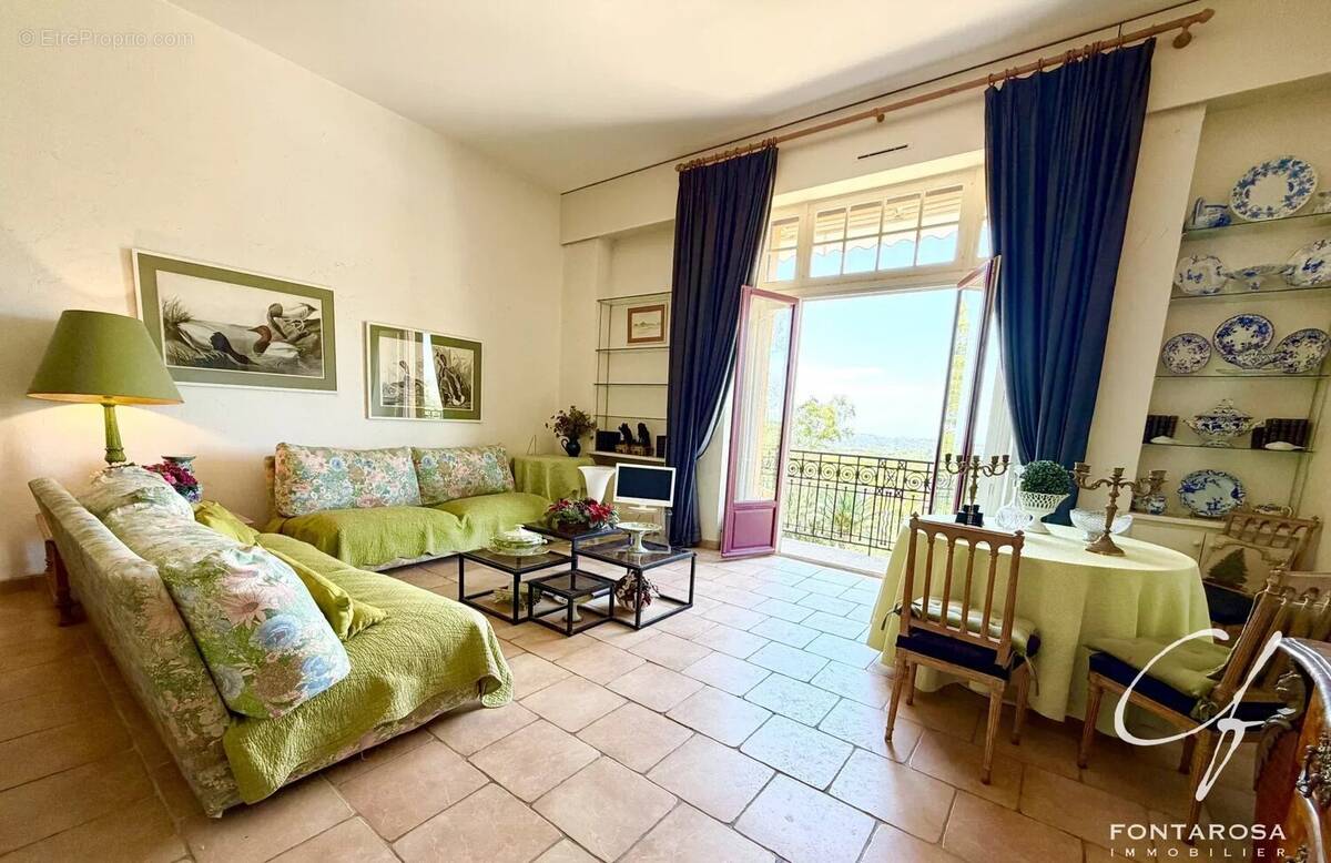 Appartement à SAINT-RAPHAEL