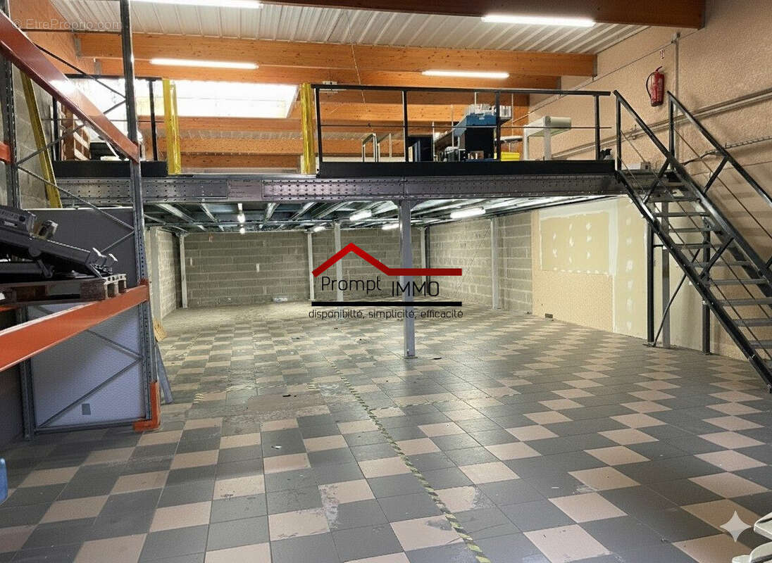 Commerce à PONTCHARRA-SUR-TURDINE