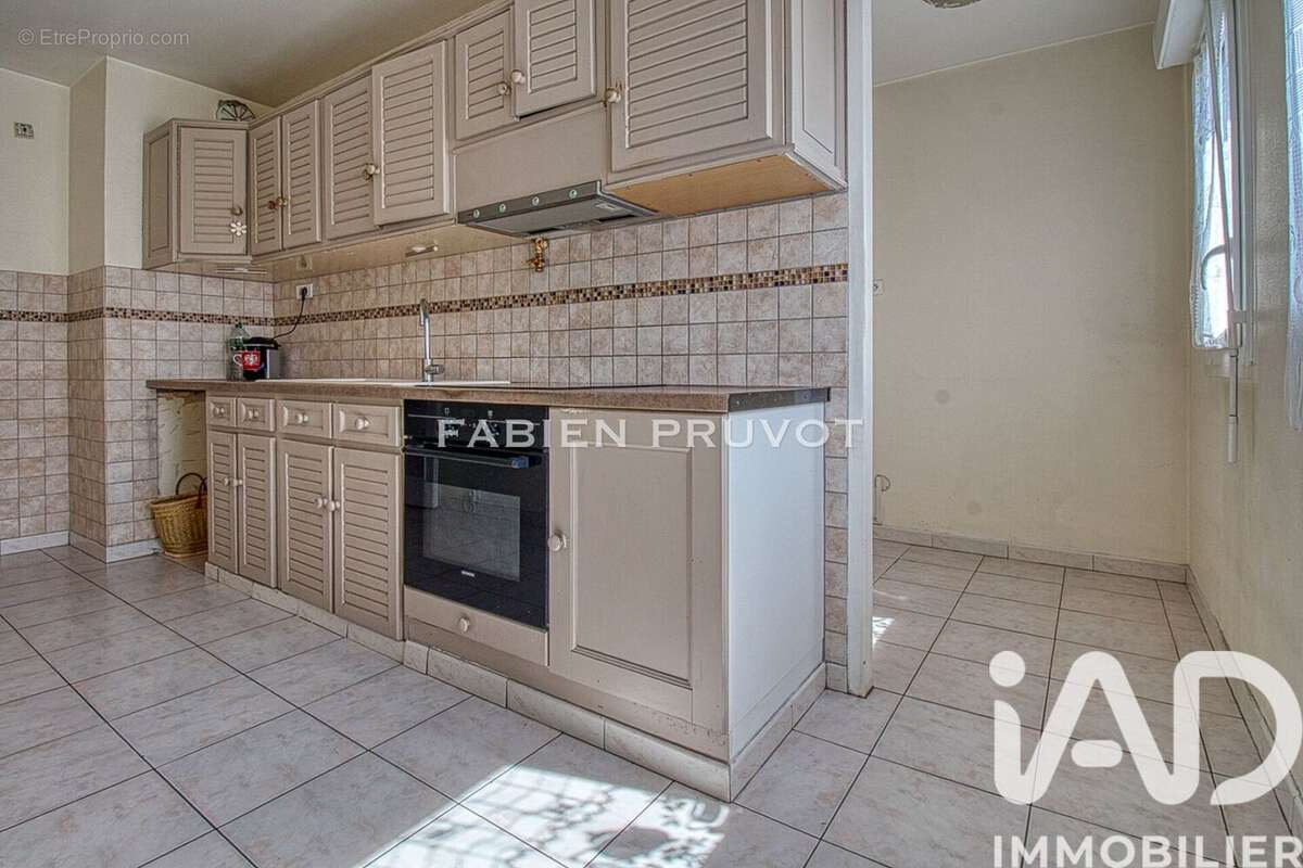 Appartement 80 m² à Montigny-Les-Cormeilles  - photo 7