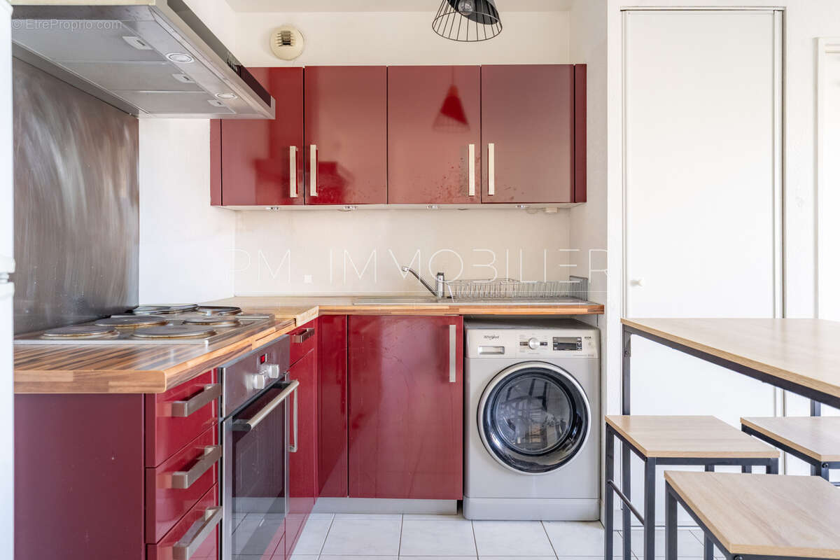 Appartement à MARSEILLE-8E