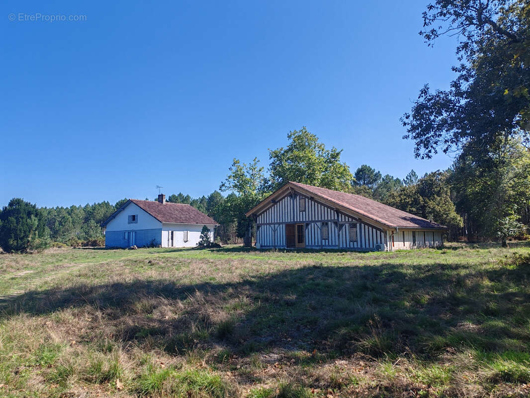 Maison à ONESSE-ET-LAHARIE