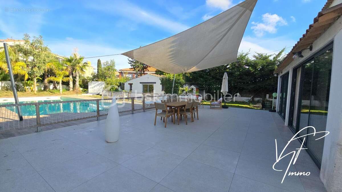 Maison à SIX-FOURS-LES-PLAGES