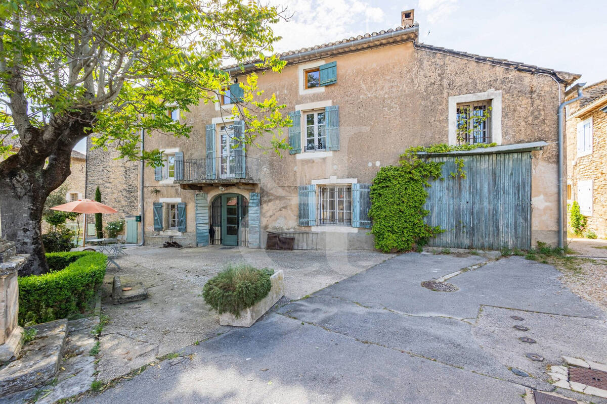 Maison à CABRIERES-D'AVIGNON
