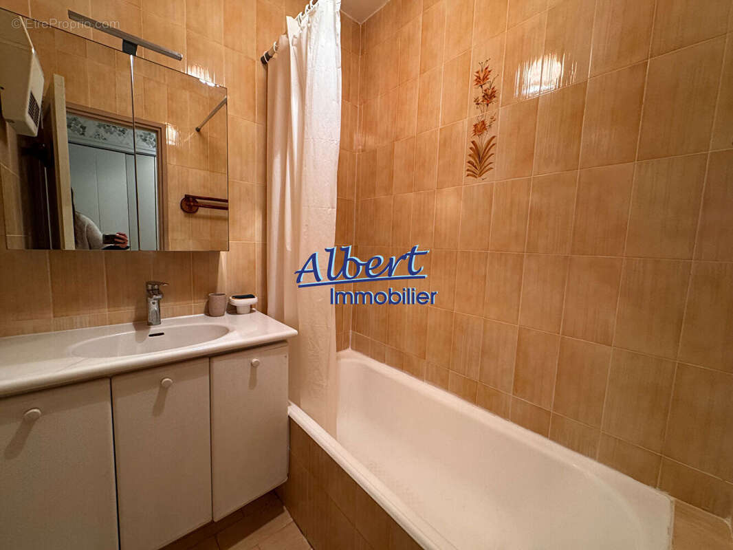 Appartement à SANARY-SUR-MER