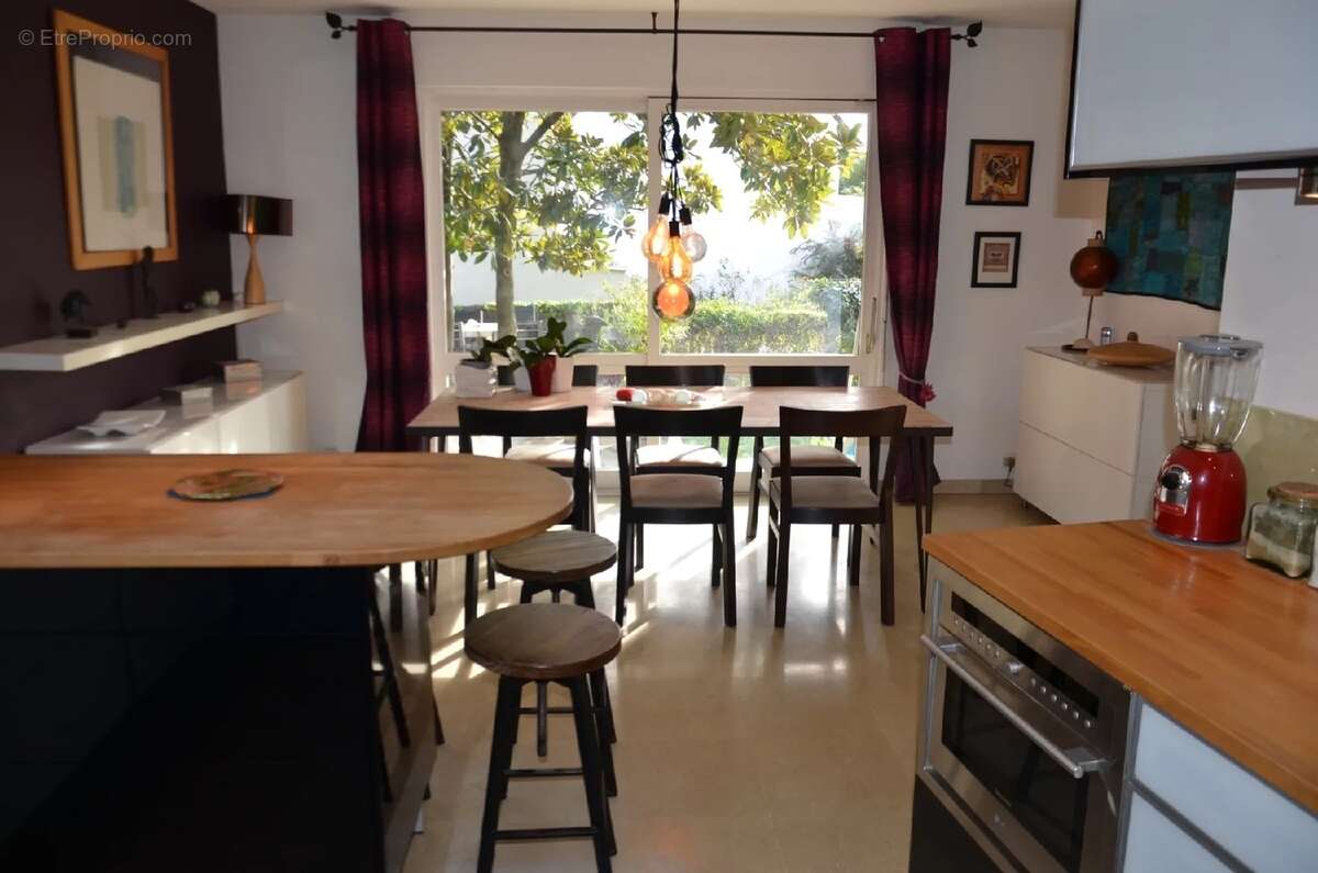 Maison à CHAMPIGNY-SUR-MARNE