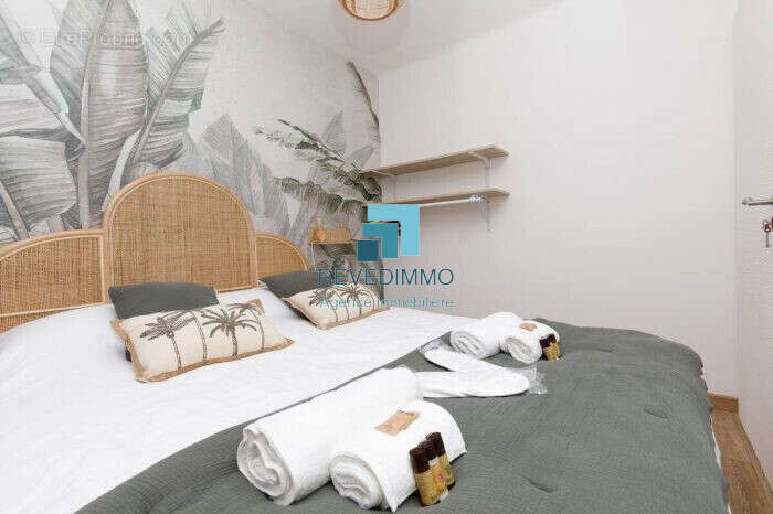 Appartement à ROQUEBRUNE-SUR-ARGENS