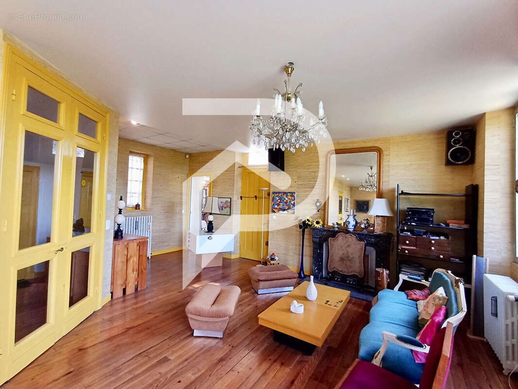 Maison à PEYREHORADE