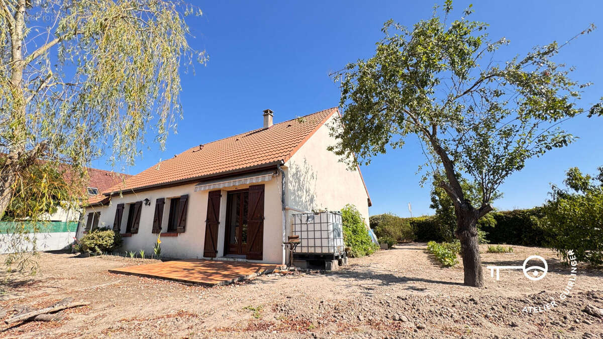 Maison à NEUNG-SUR-BEUVRON